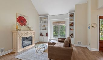 13 Colton Ct, Bayville, NJ 08721