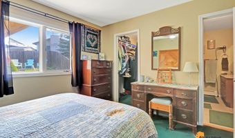 3431 Lunar Cir, Anchorage, AK 99504