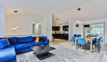 271 N Shore Dr, Albrightsville, PA 18210