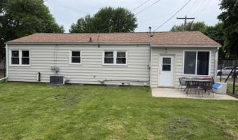 506 5TH St, Armstrong, IA 50514