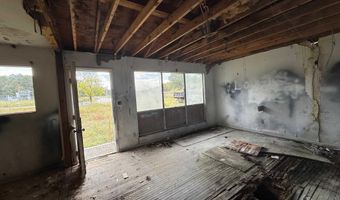 2033 WINCHESTER Dr 2, Anniston, AL 36201