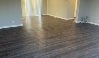 19741 E INDIAN HILLS Dr, Black Canyon City, AZ 85324