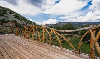 5 Mescalero Rd, Bent, NM 88314