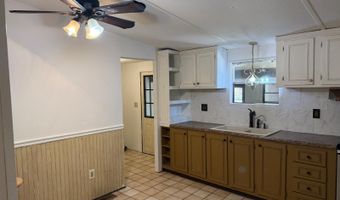 8425 NE 33RD Ct, Anthony, FL 32617