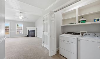 3675 Highland Dr, Ayden, NC 28513