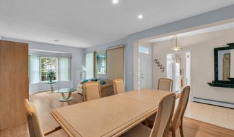 90 Sandpiper Dr, Bayville, NJ 08721