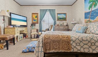 5829 NW 11th Ave, Bell, FL 32619