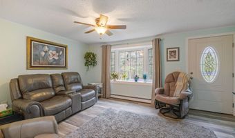 7 Clark St, Belmont, NH 03220