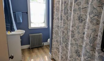 134 Kenduskeag Ave, Bangor, ME 04401