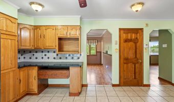 123 Rose Vidot Dr, Amsterdam, NY 12010