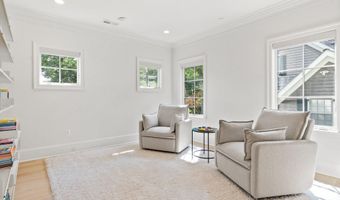 6213 DAHLONEGA Rd, Bethesda, MD 20816