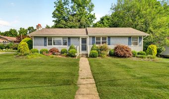 78 Arrowhead Rd, Brookfield, CT 06804