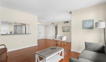 9440 W Bay Harbor Dr 5B, Bay Harbor Islands, FL 33154