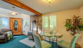 82 Pond Rd, Campton, NH 03223