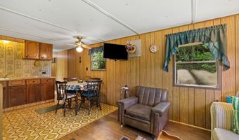 197 Lakeview Dr, Almond, NC 28771