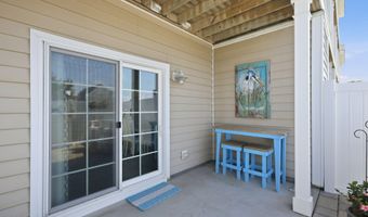 2800 W Ft Macon Rd 52, Atlantic Beach, NC 28512