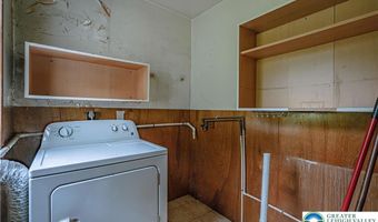 79 Mountain Lake Rd, Belvidere, NJ 07823