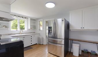 10 Blaine Ave, Augusta, ME 04330
