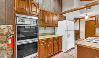 8720 SW 85th St, Auburn, KS 66402