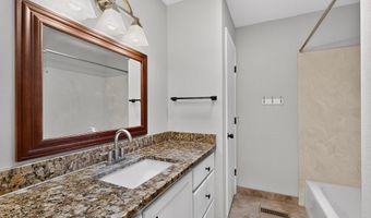 5352 Thomas Pl NE, Albuquerque, NM 87111