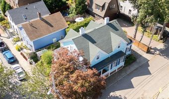 58 Second St, Newport, RI 02840