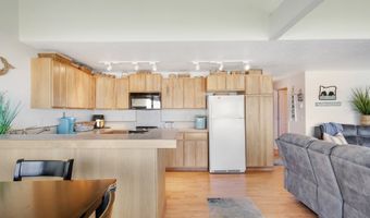 137 S PACIFIC St 13, Rockaway Beach, OR 97136
