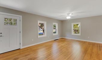 24 Bennington Ct, Burlington, VT 05408