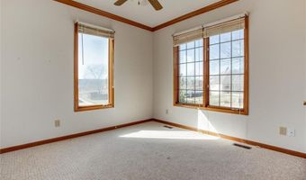18180 S 153rd St, Basehor, KS 66007
