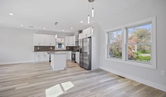 175 Brennan Concourse, Bayville, NJ 08721