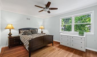 627 S Patton Ave, Arlington Heights, IL 60005