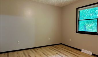 4823 Dunsmore Ave, Ashtabula, OH 44004