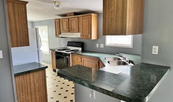 829 Savannah River Dr, Adrian, MI 49221
