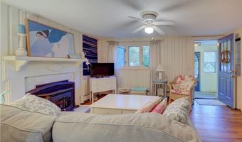 47 Wake Robin Trl, Narragansett, RI 02874