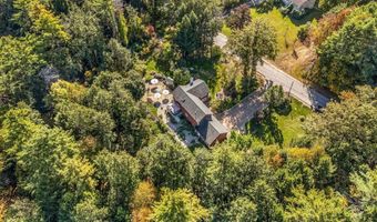 212 Vickery Rd, Auburn, ME 04210