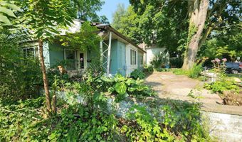 314 E Gilmore St, Angola, IN 46703