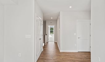 20364 NEWFOUNDLAND Sq, Ashburn, VA 20147