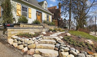 1732 Jackson Ave, Ann Arbor, MI 48103