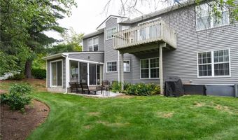 18 Pond Ct B, North Providence, RI 02904