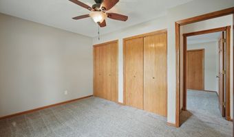 1118 NW Linden St, Ankeny, IA 50023