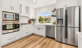 808 Caminito Azul, Carlsbad, CA 92011