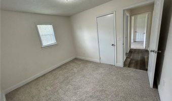 435 S Spicer Dr, Austin, IN 47102