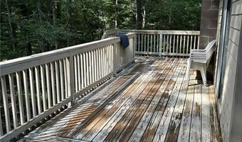 2 Kay St, Hopkinton, RI 02832