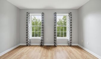 11 Stonington Dr, Belmont, NH 03220