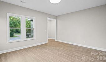 633 Austin St, Albemarle, NC 28001
