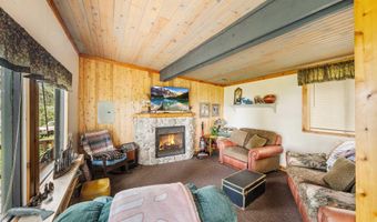 24 Pats Ln, Cascade, ID 83611