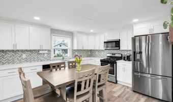 238 Forepeak Ave, Beachwood, NJ 08722