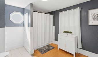 74 Webster Ave, Bangor, ME 04401