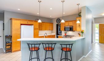 2609 Somerset Dr, Ames, IA 50010