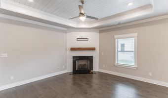 14741 Greenleaf Dr, Athens, AL 35613