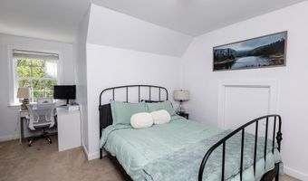 410 Raeford Rd, Angier, NC 27501
